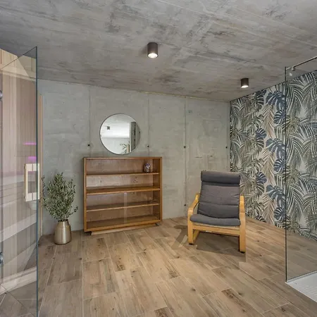 Pool Olivia With Sauna- Happy Sečovlje