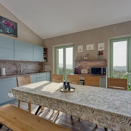 Pool Olivia With Sauna- Happy