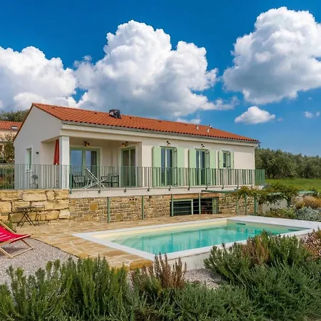 Villa Villa Olivia Pool & Sauna Near Portoroz Sečovlje