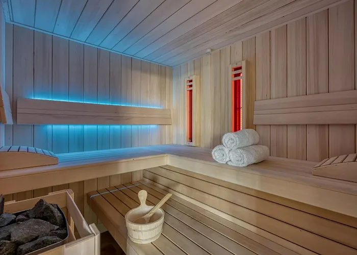 Apartamento Pool Olivia With Sauna - Happy Sečovlje